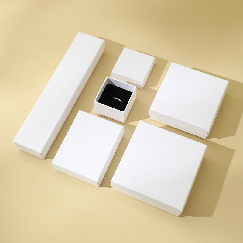 Customized luxury logo paper brand necklace jewelry bracelet packaging earrings gift set jewelry box